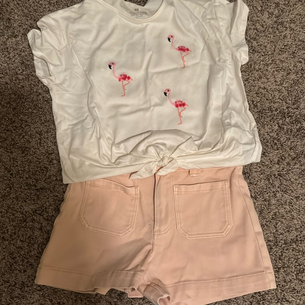 H&M White Flamingo Print Knot Tee & matching shorts-new with tags
